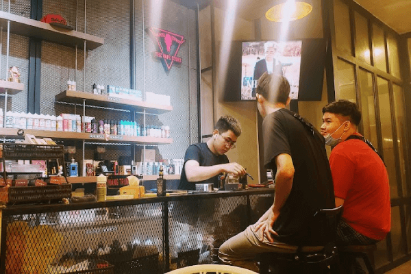 Cửa hàng tinh dầu vape gần đây